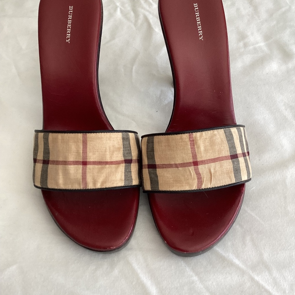 Burberry platform sandals - Picture 1 of 3